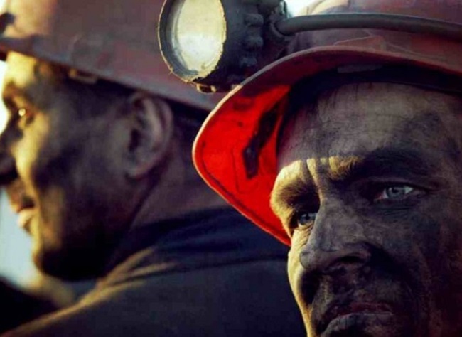 90 шахтарів на Луганщині 6 годин сиділи без електрики під землею