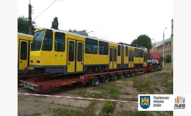 Во Львов завезли подержанные трамваи по 800 тысяч евро за единицу. Фото