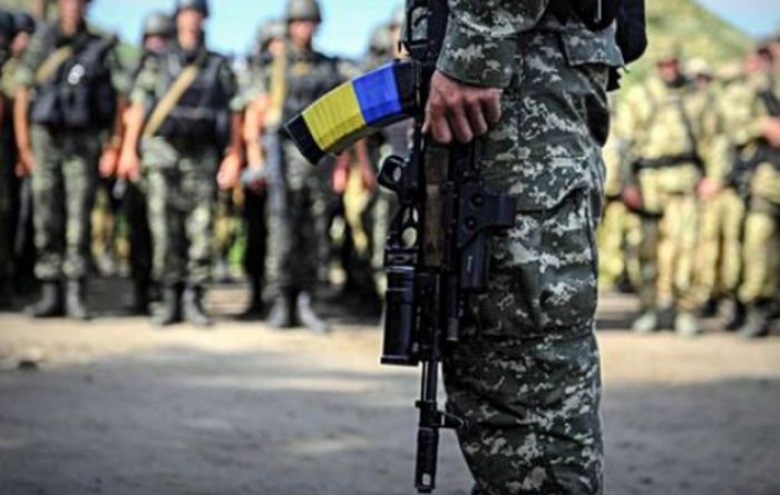 В Украине повысят зарплаты военным: когда и на сколько