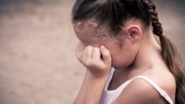В Херсоне иностранец ограбил четырехлетнюю девочку