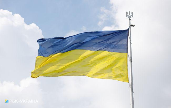 У Вінниці п’яний росіянин зняв прапор України та жорстко поплатився