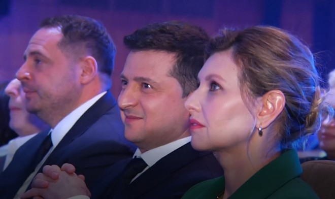 Володимир Зеленський вперше за два роки президентства прийшов на «Вечірній квартал»