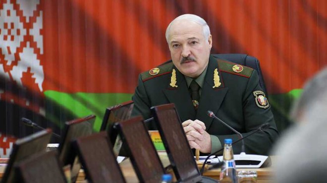 Знайшов винних: Лукашенко заявив, що мігрантів до Польщі везуть чеченці