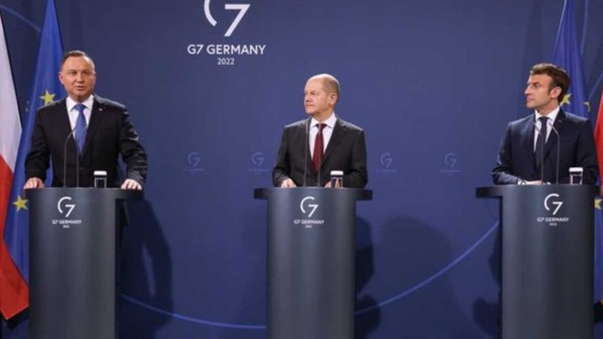 Франція, Німеччина та Польща висунули спільну заву щодо діалогу з Росією