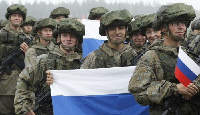 Жителів Криму мобілізують на війну, чоловіки намагаються залишити півострів – представництво президента