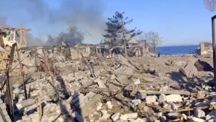 Зеленський відреагував на ракетну атаку РФ Одеської області та показав наслідки обстрілу Затоки: відео