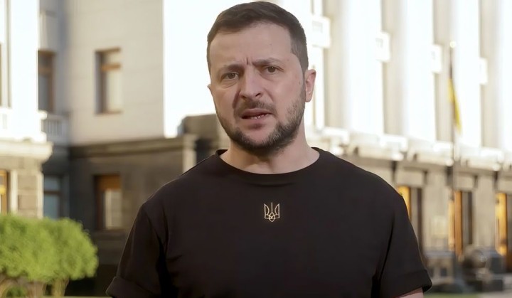 Про «судний день для України»: Зеленський назвав закид Медведєва не дуже тверезим