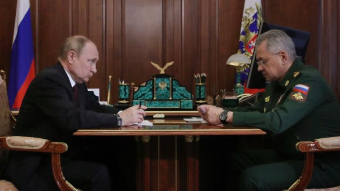 Перед контактом із Путіним люди сидять на карантині й здають аналізи на глисти – ЗМІ