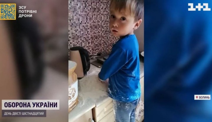 «Не психуй!»: 3-річний Назарко, який «підірвав» Інтернет, і далі випробовує нерви мами своїм кухарством