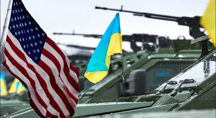 Ще більше зброї: набув чинності закон США про ленд-ліз для України