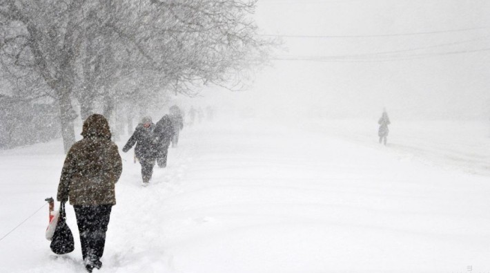 Снігопади та рвучкий вітер: синоптики попередили про складну погоду в Україні на вихідних, 19-20 листопада