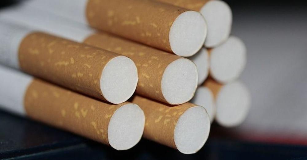 У Румунії замість солодощів «Рошен» у фурі виявили сотні тисяч пачок цигарок з України