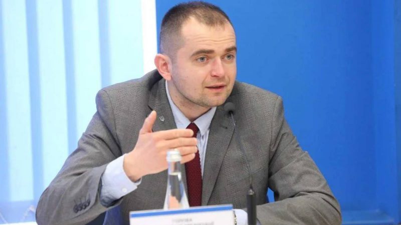 Фляги для ЗСУ втридорога: антикорупціонер Канєвський причетний до розкрадань в армії