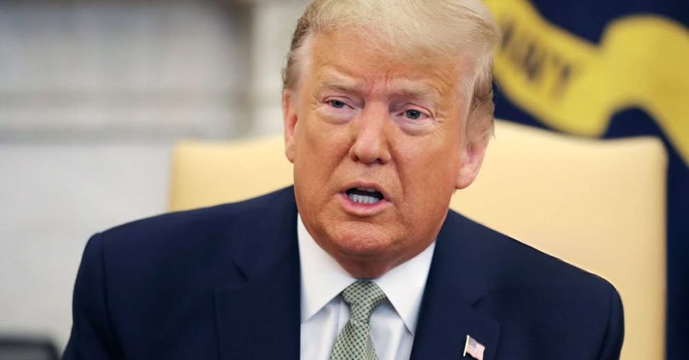 Розвіддані, підготовка військових: Трамп може зупинити всю підтримку України, – NYT
