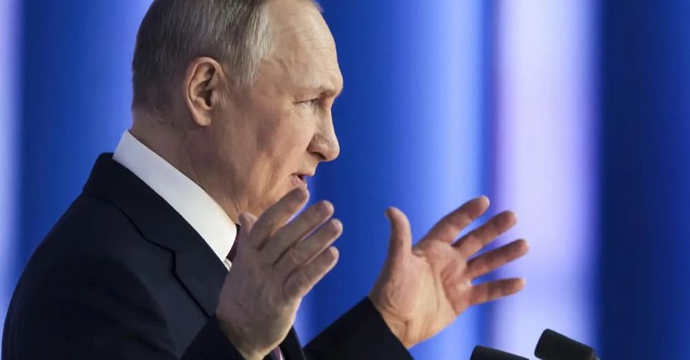 «Здатись у полон або загинути»: Путін заявив, що не випустить ЗСУ з Курської області