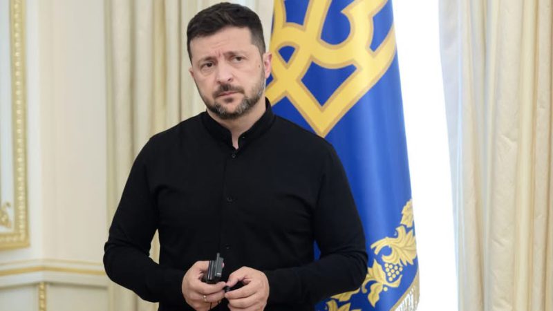 Росія затягує війну, поступки не переконають вбивцю, — Зеленський