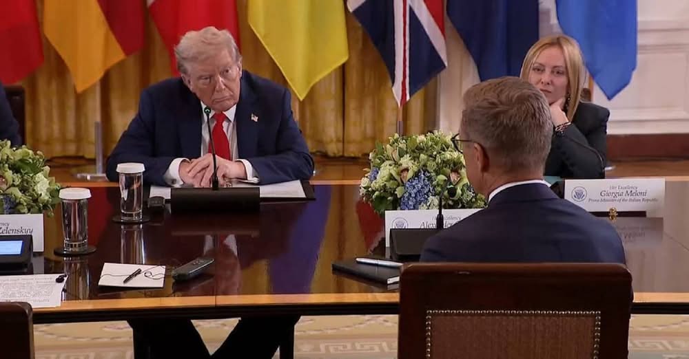Казус на саміті: Трамп не зміг знайти президента Фінляндії Стубба під час зустрічі у Білому домі