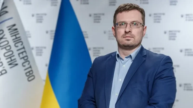 Квартири та земля на мільйони: САП вимагає конфіскації майна головного санлікаря України
