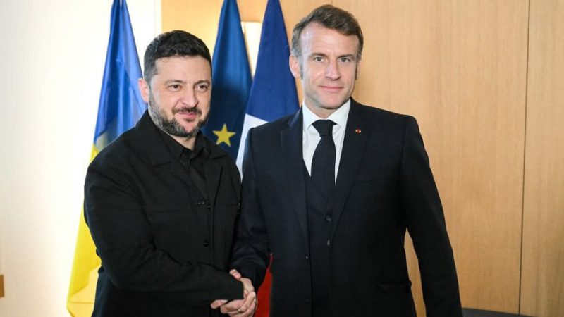 Зеленський зустрівся з Макроном та заявив про «шанс закінчити війну»: що обговорили