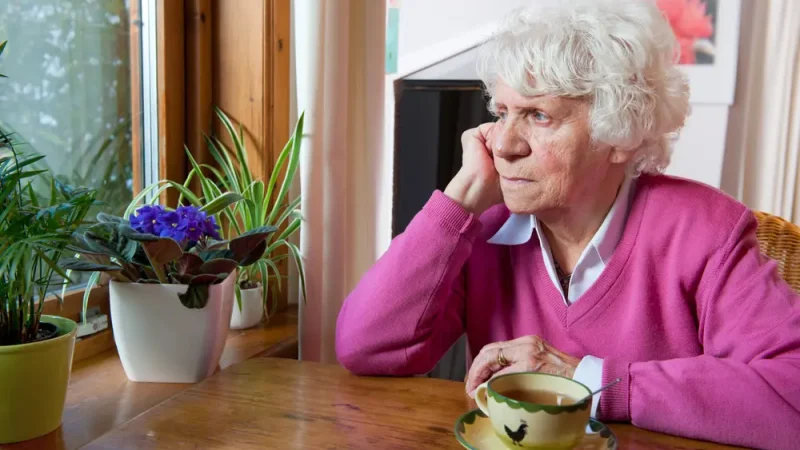 7 якостей матері, яку в старості залишають діти