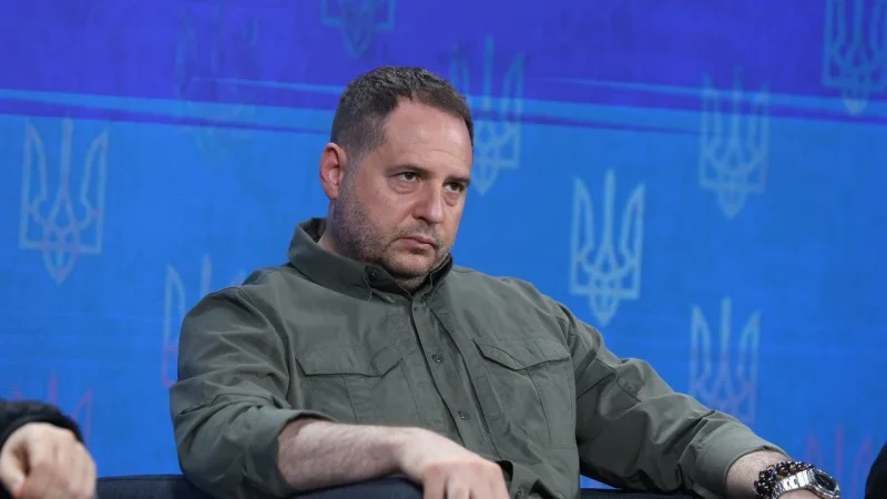 Прикордонникам заборонили випускати Єрмака з України — нардеп