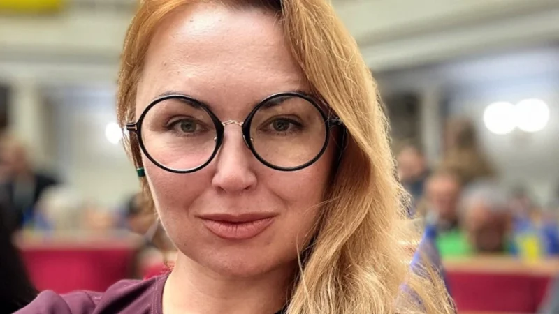 Судитимуть нардепку-«слугу» за підозрілі мільйони в декларації