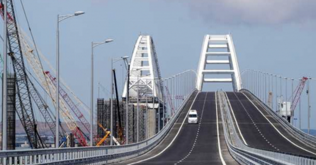 С Крымским мостом может произойти страшное — инженер