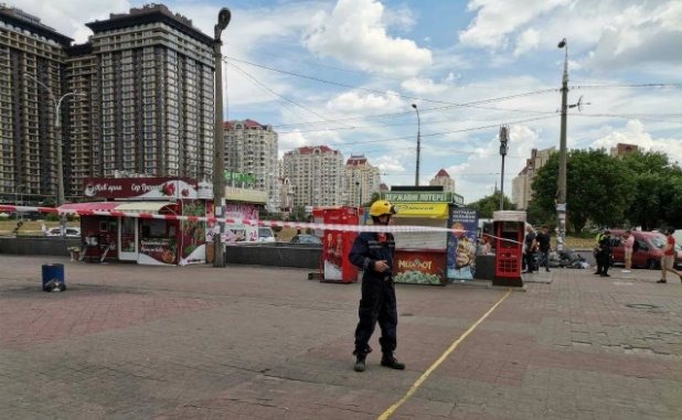 Пока все отвлеклись на Луцк — в Киеве произошел взрыв, а известный ТРЦ «заминировали». Фото и видео