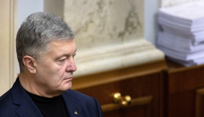Порошенко оголосив дату свого повернення до України: він одразу піде до суду