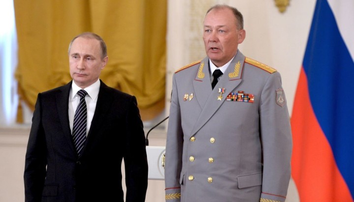 Пив і давав безглузді накази: розслідувач Bellingcat про те, чому Путін не довіряє Дворнікову