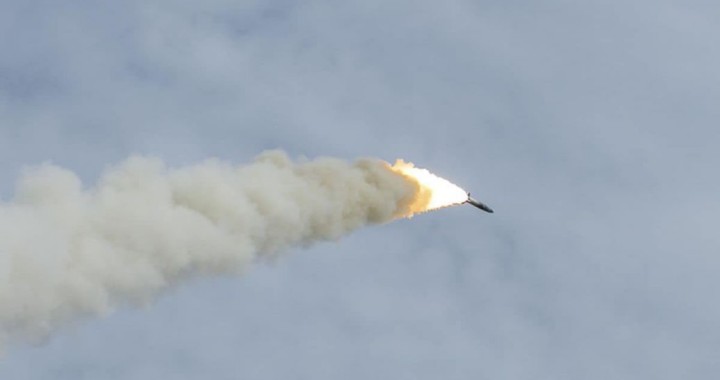 У Білорусі, ймовірно, йде підготовка до масованого ракетного удару по Україні: на одному із аеродромів — до пів сотні ракет