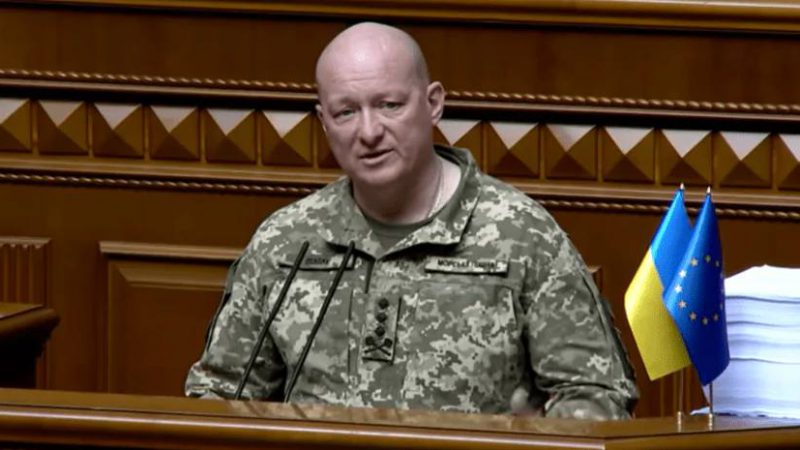 На тлі скандальних звинувачень: Зеленський звільнив командувача Содоля