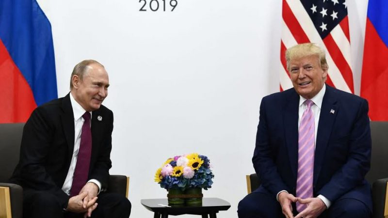 Трамп заявив, що веде «серйозні обговорення» з Путіним щодо закінчення війни в Україні