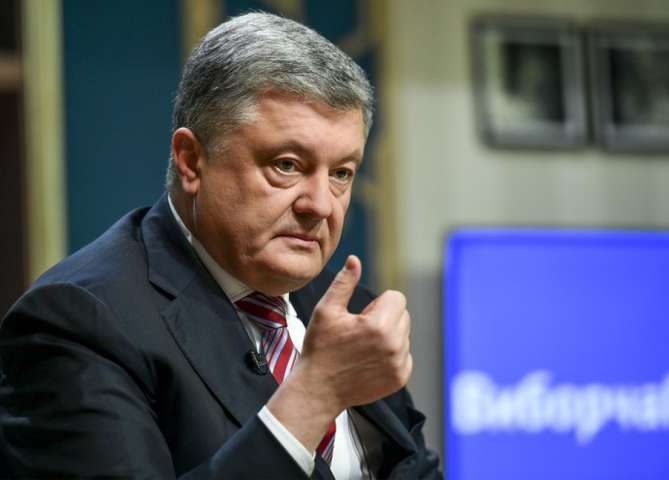 Порошенко відповів, чи балотуватиметься знову у президенти