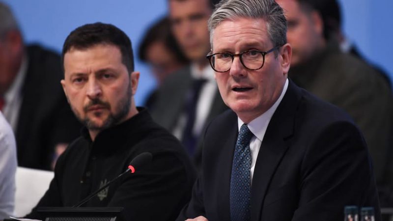 Стармер підтвердив Зеленському «повну підтримку» України
