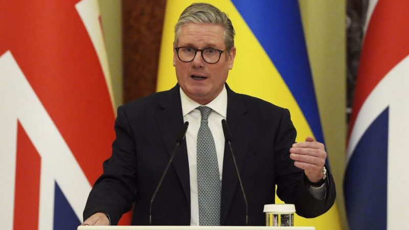 Стармер зробив заяву щодо припинення війни в Україні після саміту в Лондоні