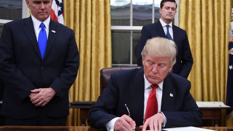 Я отримав важливий меседж від Володимира Зеленського, – Трамп