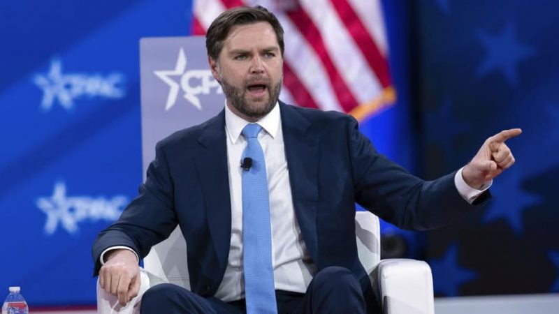 Чому США тиснуть на Київ, а не Москву: що відповів Ді Венс