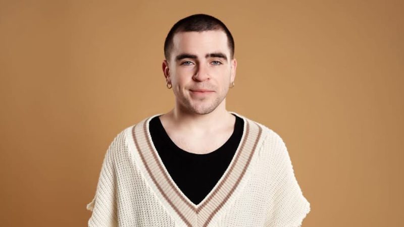 Відомий український співак зізнався у залежностях і шокував лікуванням в реабілітаційному центрі