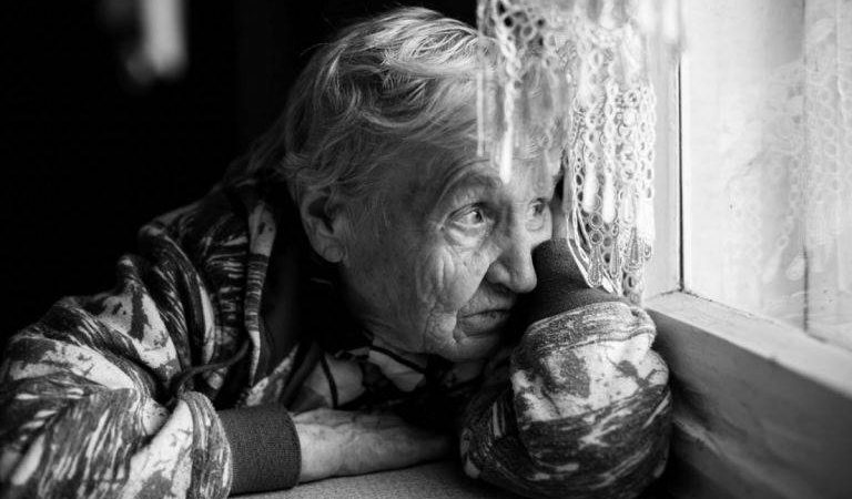 4 якості мами, яку діти кинуть на старість (не подзвонять і не приїдуть)