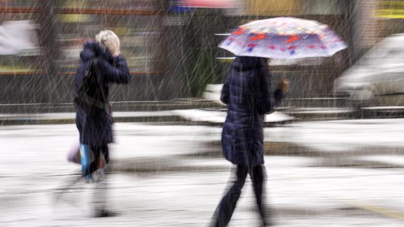 В Україну йде сильне похолодання та мокрий сніг: синоптикиня назвала дату