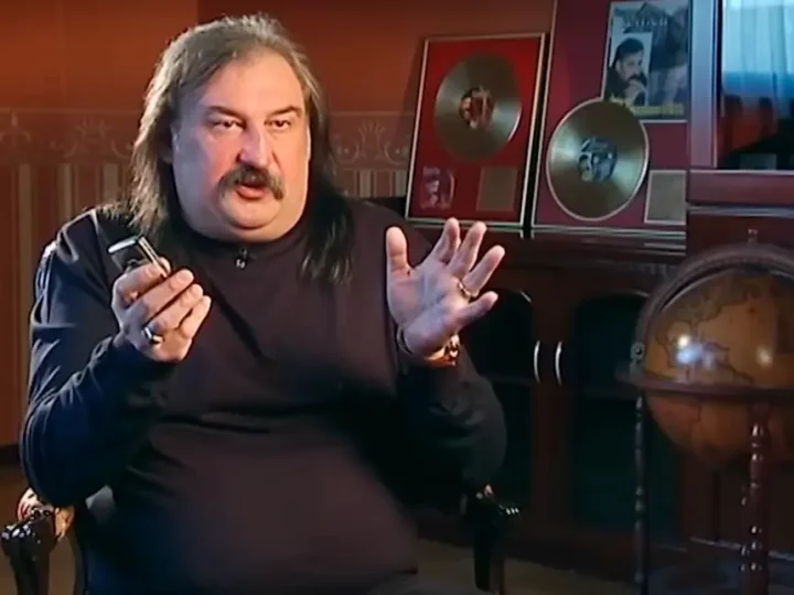 Третя дружина й величезний палац, як у Камалії: 65-річний Степан Гіга розкошує в Івано-Франківську