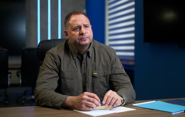 Зеленський готовий до зустрічі з Трампом 27 листопада, щоб завершити мирну угоду, — Єрмак