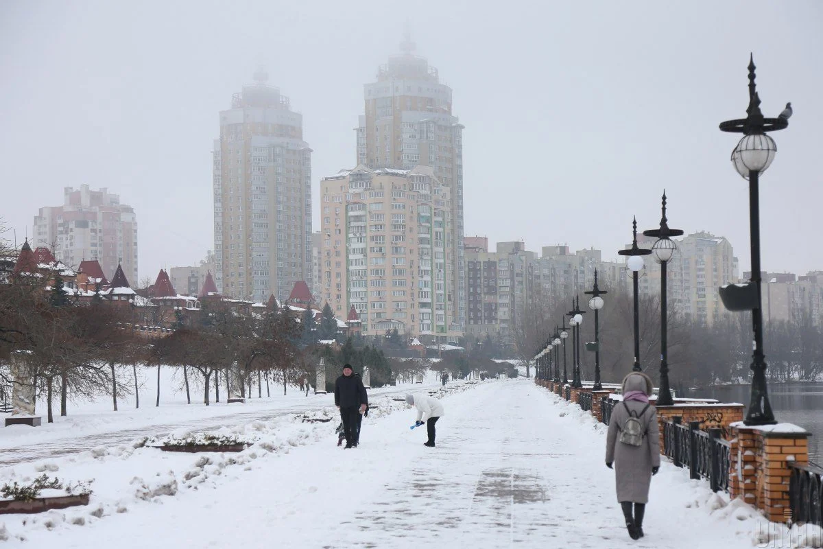 Влупить 8-градусний мороз та сипатиме сніг: в Україну прийде справжня зима
