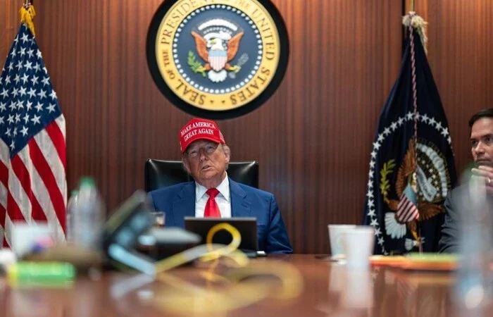 Трамп закликав Зеленського бути реалістом та завершити війну