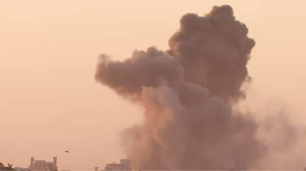 Захід — лунають потужні вибухи: область під атакою дронів