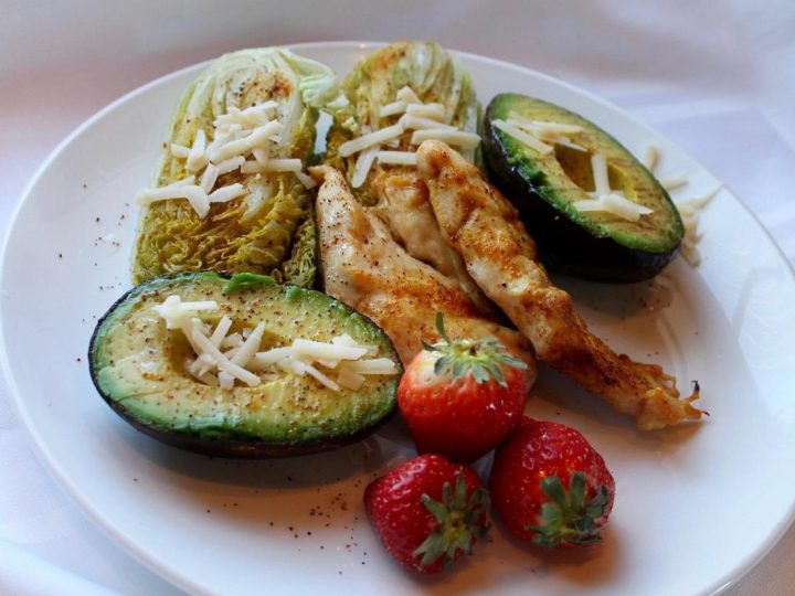 Авокадо: ключ до здорового серця? Експерти розкривають секрети його впливу.