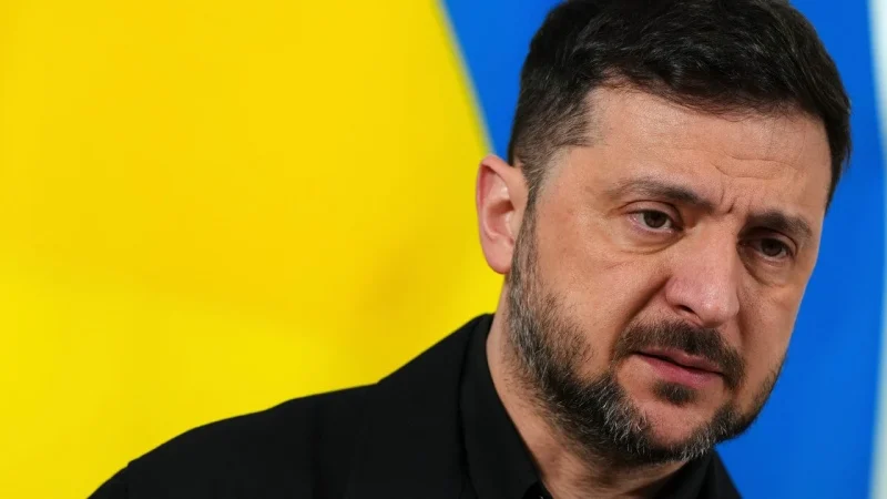 Рабства немає: Зеленський зробив заяву щодо виїзду українців за кордон