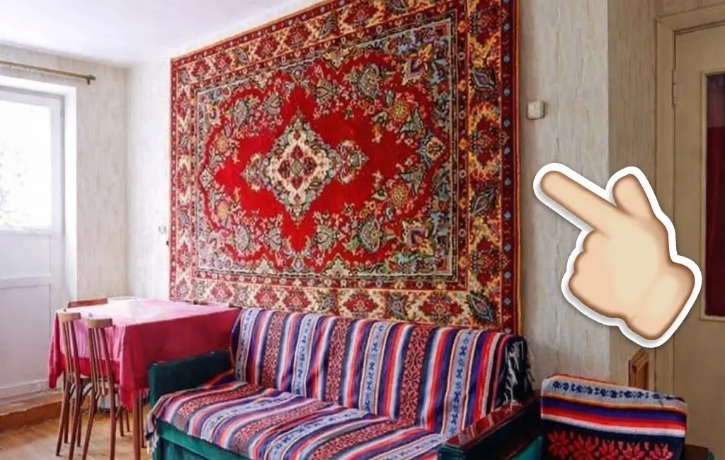 Для чого наші батьки вішали на стіну килим, та яку саме користь він приносив