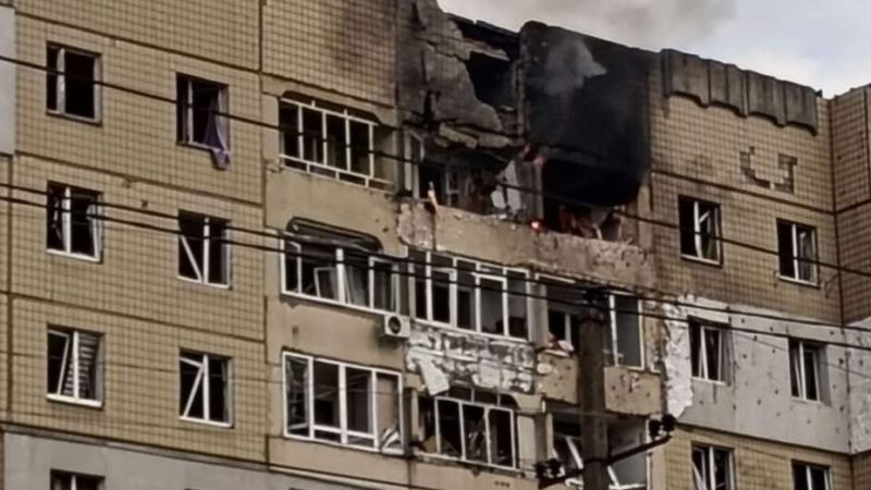 Ще одне влучання ворожого дрона у Львові: постраждав будинок на Сихові